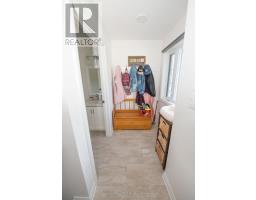 209 CHURCH STREET N - 19