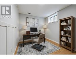 609 PERRY STREET - 24
