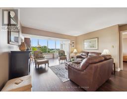 1106 - 237 KING STREET W - 13