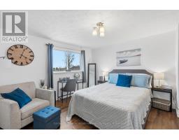 146 BENNETT STREET E - 18