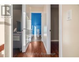 171 CLYDE STREET - 32