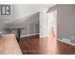 171 CLYDE STREET - 35