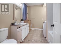 171 CLYDE STREET - 40