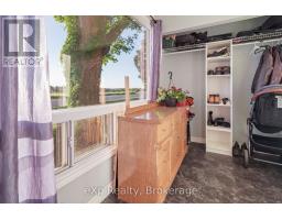 171 CLYDE STREET - 43