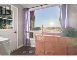 171 CLYDE STREET - 44