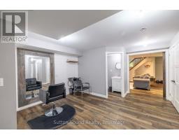 395685 CONCESSION 2 CONCESSION - 27