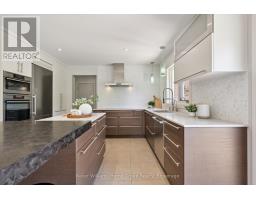 22 LYLE PLACE - 16