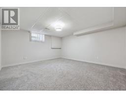 22 LYLE PLACE - 39