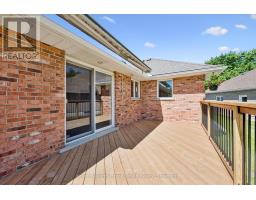 22 LYLE PLACE - 48