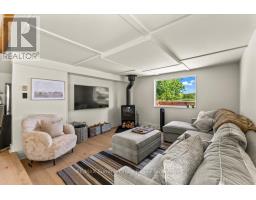 325719 DURHAM ROAD B - 10