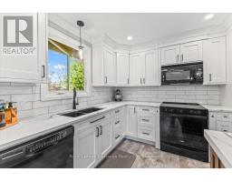 395 KINGSWAY STREET - 11