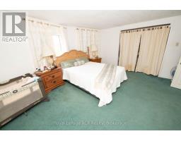 7589 HIGHWAY E - 14