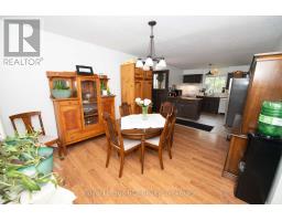 7589 HIGHWAY E - 25