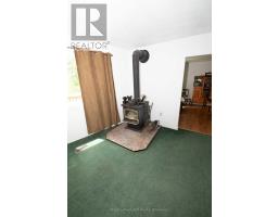 7589 HIGHWAY E - 34