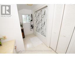 7589 HIGHWAY E - 39