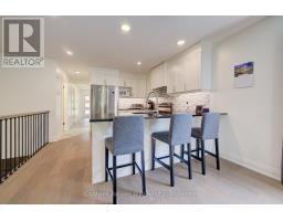 247 FERGUS STREET N - 10