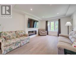 247 FERGUS STREET N - 15