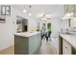 735 CAMPBELL AVENUE - 15
