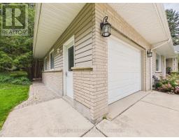 328 SUMMIT DRIVE - 31