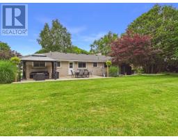 328 SUMMIT DRIVE - 33