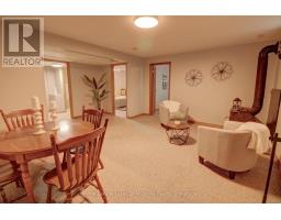 2 QUIRT CRESCENT - 21