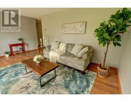 2 QUIRT CRESCENT - 5