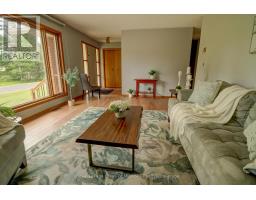 2 QUIRT CRESCENT - 6