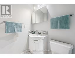 PH2 - 55 BLUE SPRINGS DRIVE - 30