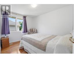 49 - 941 GORDON STREET - 17