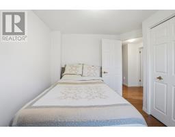 49 - 941 GORDON STREET - 18