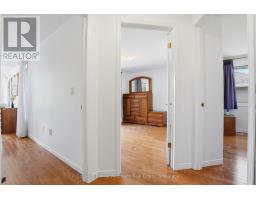 49 - 941 GORDON STREET - 19