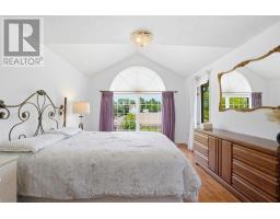 49 - 941 GORDON STREET - 23