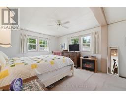 40 ALGONQUIN LANE - 21