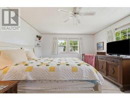 40 ALGONQUIN LANE - 22