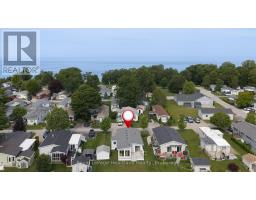 40 ALGONQUIN LANE - 35
