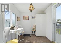 40 ALGONQUIN LANE - 4
