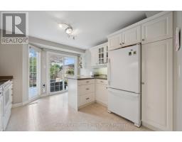 4 - 106 WOODLAWN ROAD E - 13