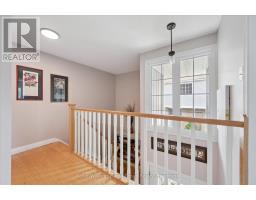 4 - 106 WOODLAWN ROAD E - 18