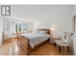 4 - 106 WOODLAWN ROAD E - 21