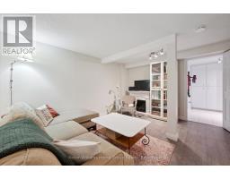 4 - 106 WOODLAWN ROAD E - 27