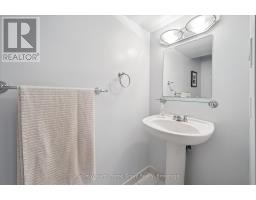 4 - 106 WOODLAWN ROAD E - 28