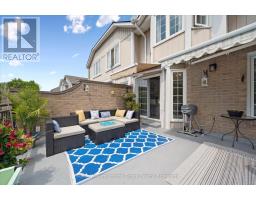 4 - 106 WOODLAWN ROAD E - 31