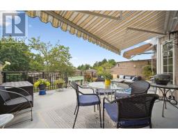 4 - 106 WOODLAWN ROAD E - 35