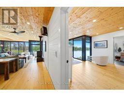 8 ISLAND 65C (ROSE ISLAND) - 16