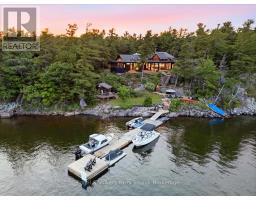 8 ISLAND 65C (ROSE ISLAND) - 48