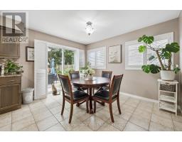 14 - 210 DAWN AVENUE - 17