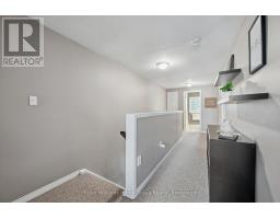 14 - 210 DAWN AVENUE - 20