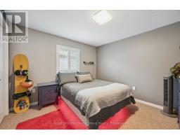 14 - 210 DAWN AVENUE - 21
