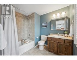 14 - 210 DAWN AVENUE - 30