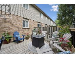 14 - 210 DAWN AVENUE - 32